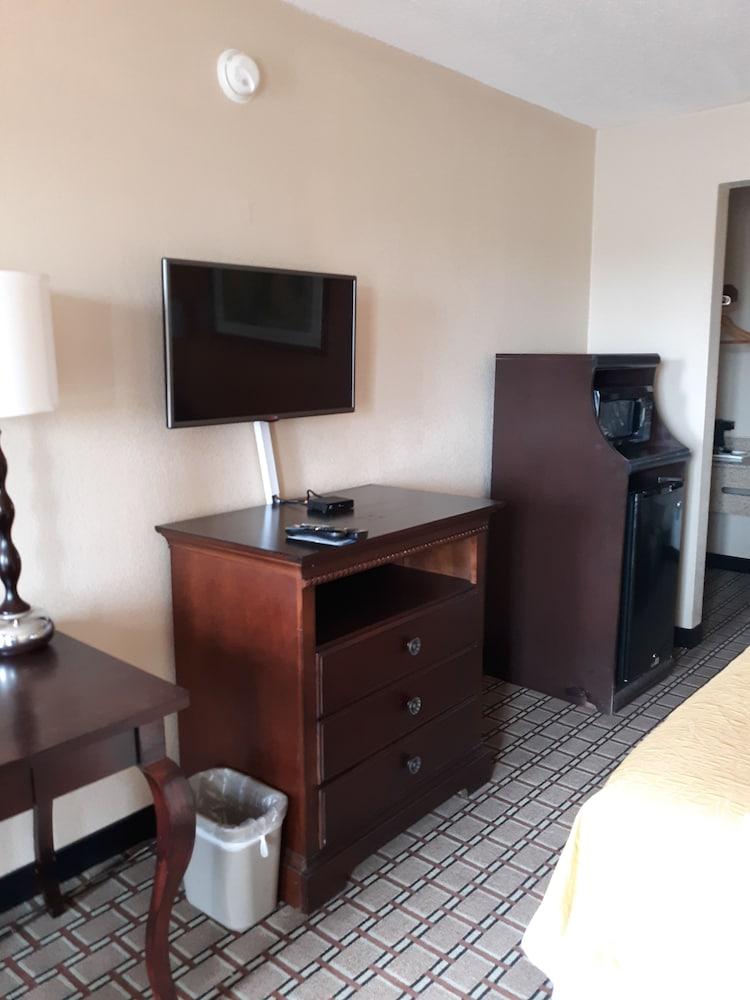 Days Inn By Wyndham Blytheville Dış mekan fotoğraf