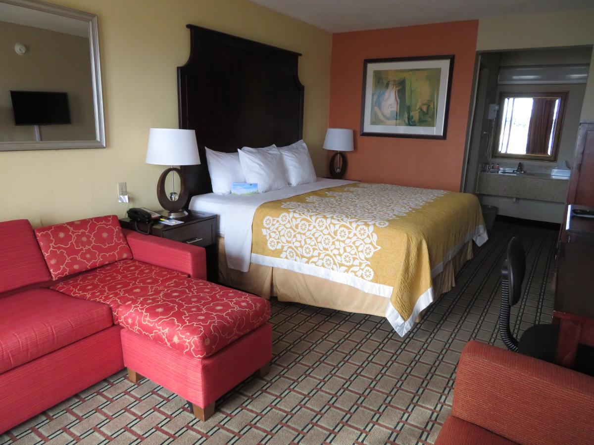 Days Inn By Wyndham Blytheville Dış mekan fotoğraf