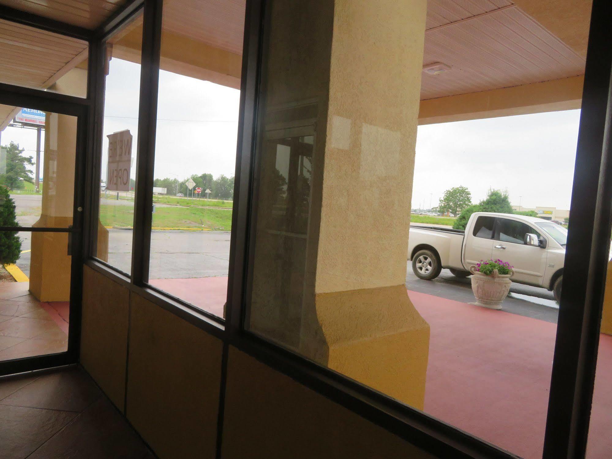 Days Inn By Wyndham Blytheville Dış mekan fotoğraf